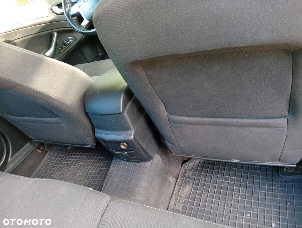 Ford Mondeo 1.6 Titanium - 18