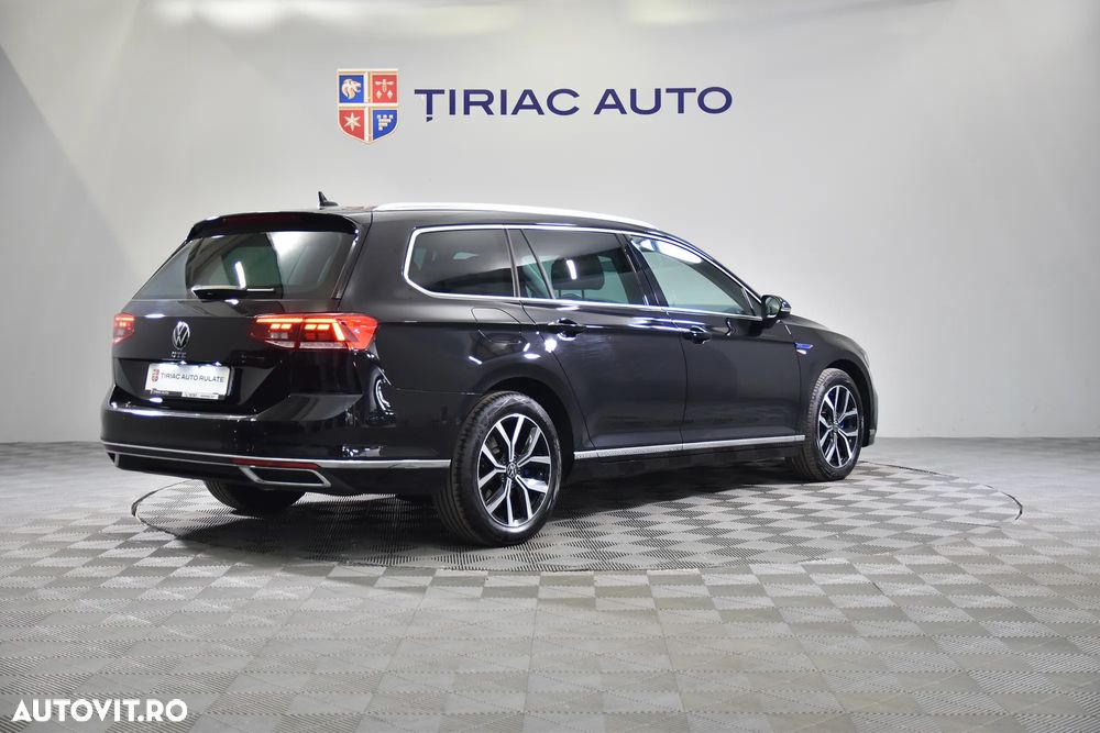 Volkswagen Passat - 5