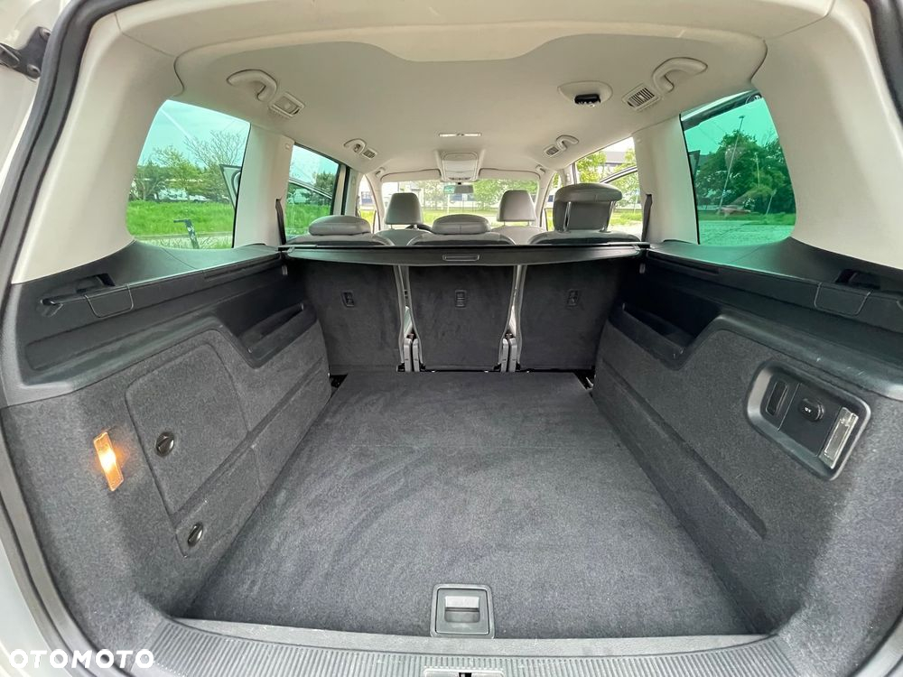 Volkswagen Sharan 2.0 TDI Highline - 31