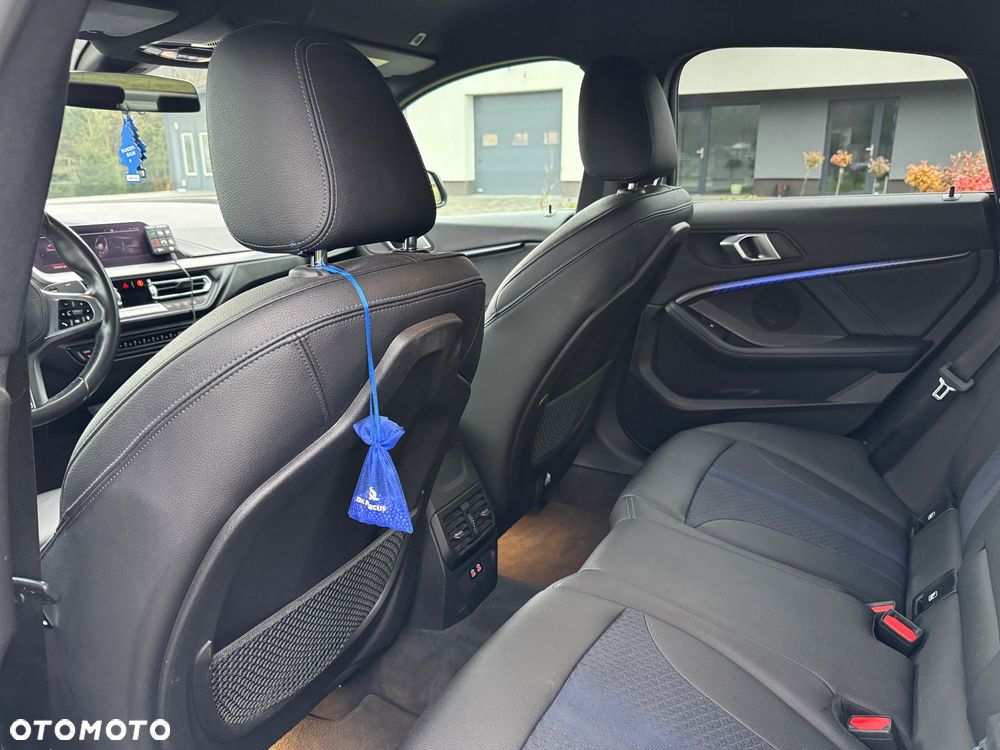 BMW Seria 2 218i GT M Sport - 8