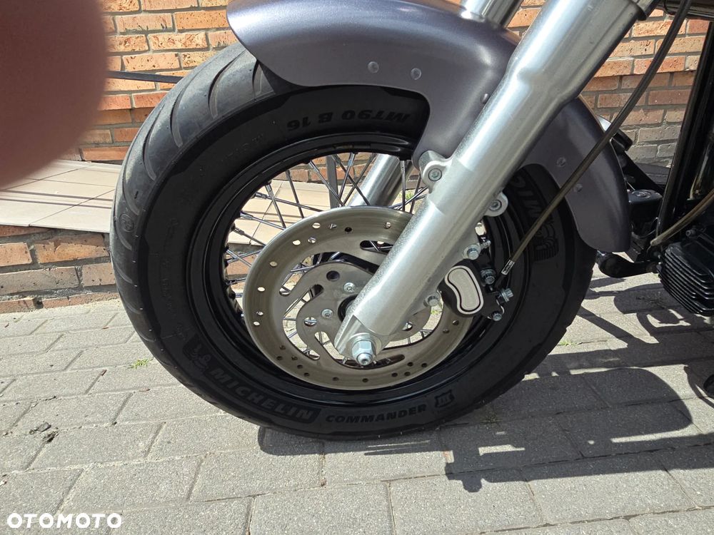 Harley-Davidson Softail Slim - 24