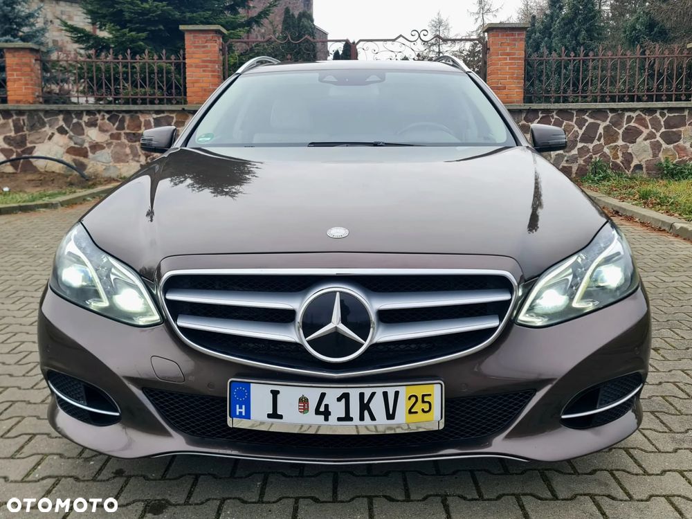 Mercedes-Benz Klasa E 350 CDI DPF BlueEFFICIENCY 7G-TRONIC Avantgarde - 2
