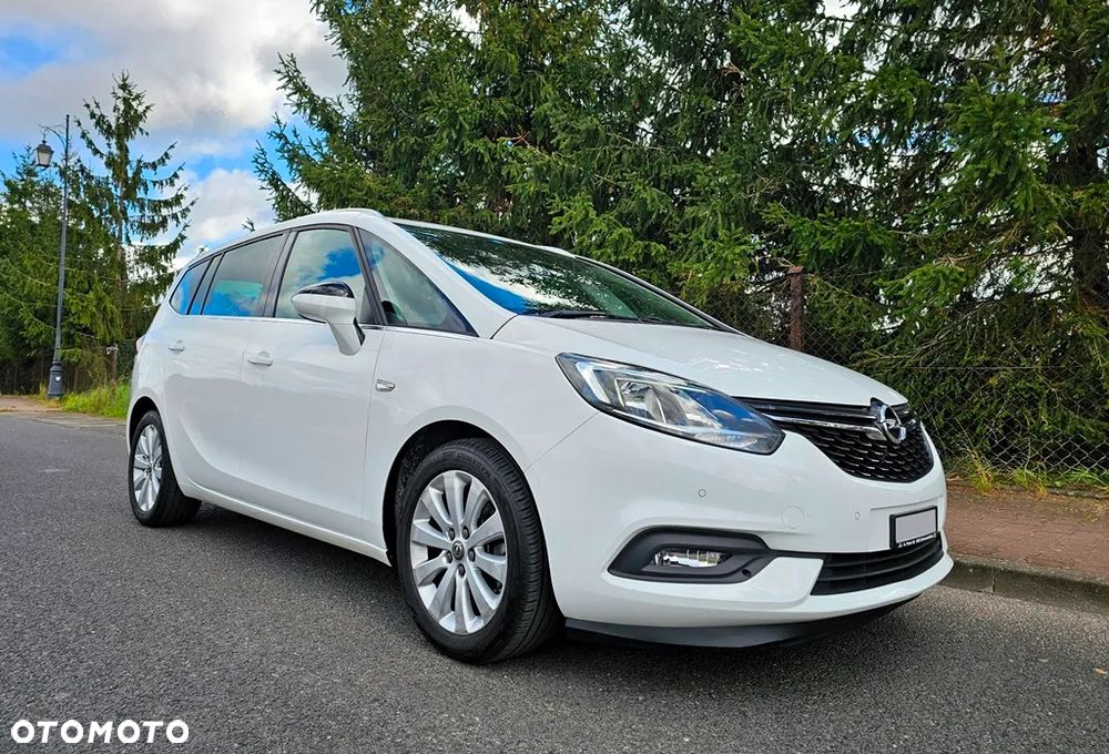 Opel Zafira Tourer 1.4 Turbo Business Edition - 33