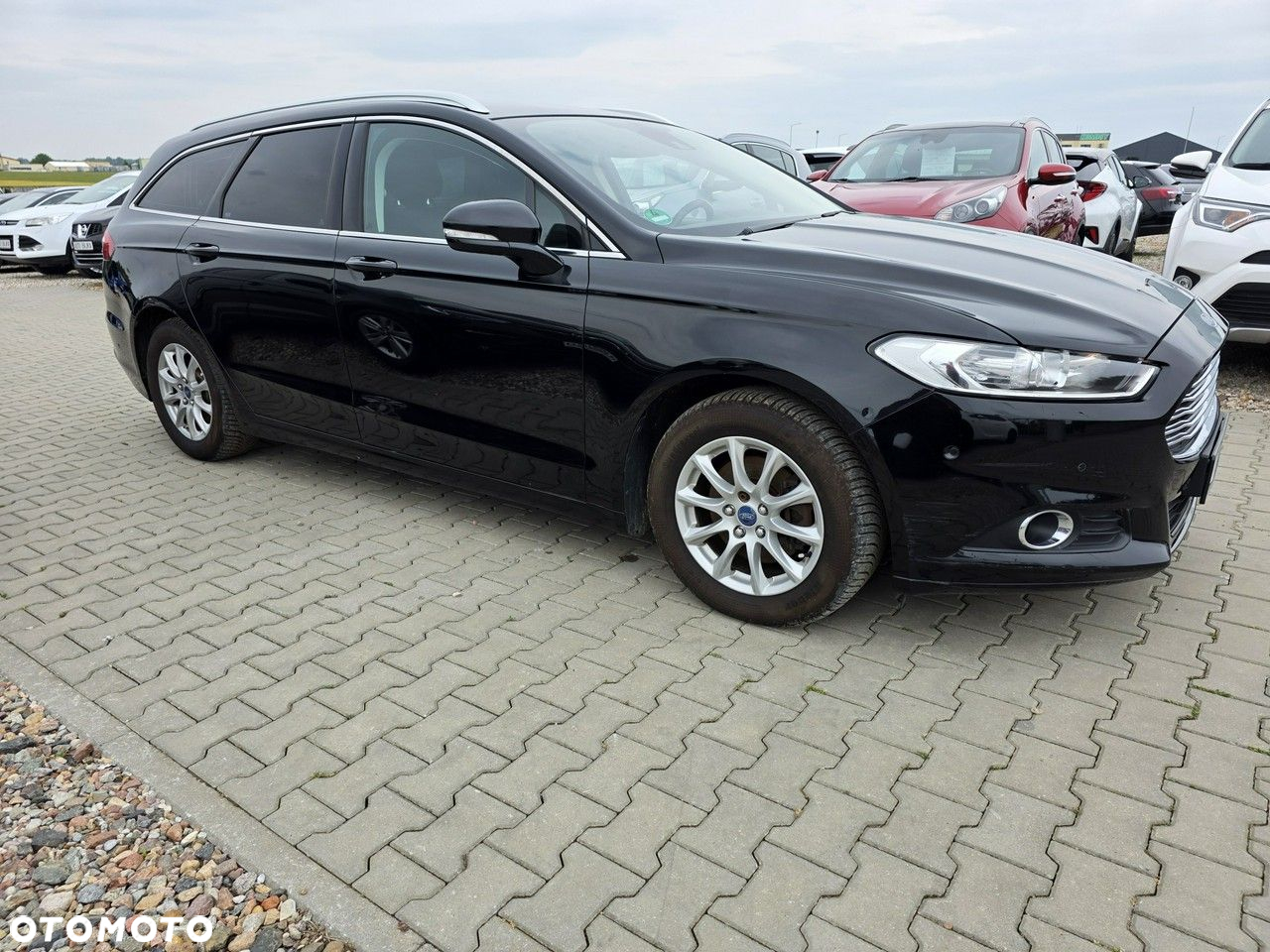 Ford Mondeo 2.0 EcoBlue Titanium - 28