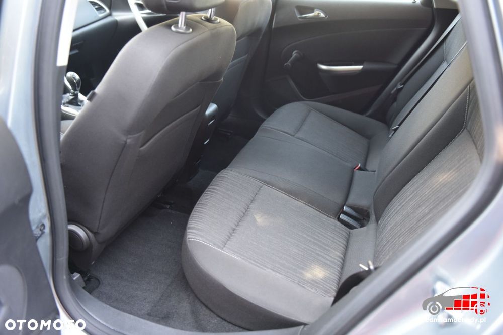 Opel Astra - 19