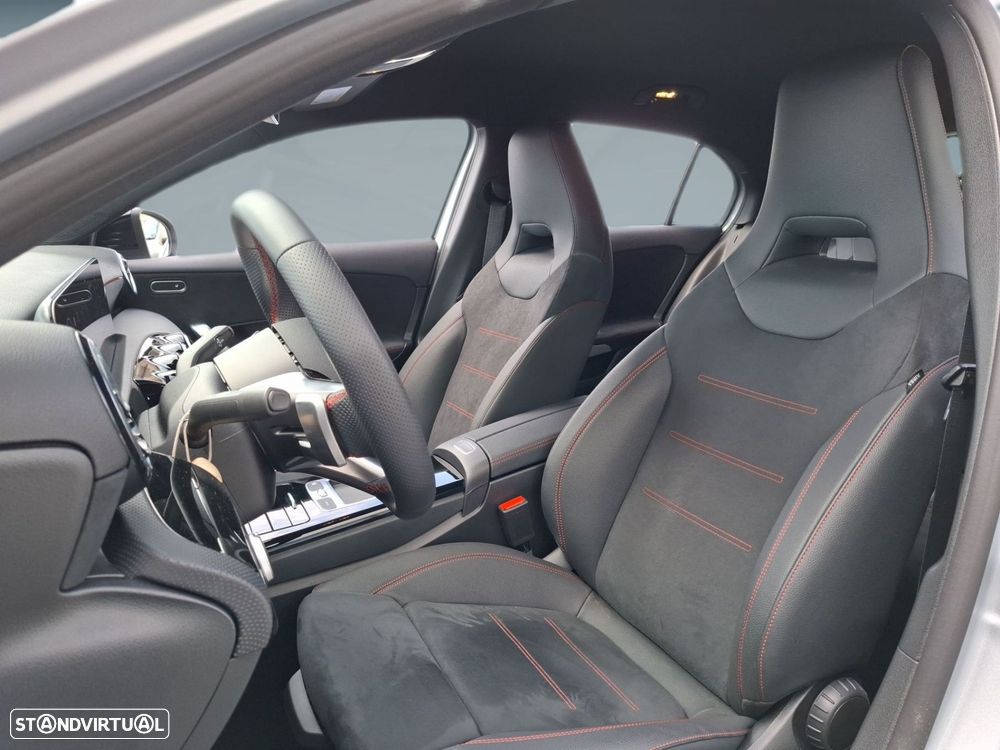 Mercedes-Benz A 250 e - 11