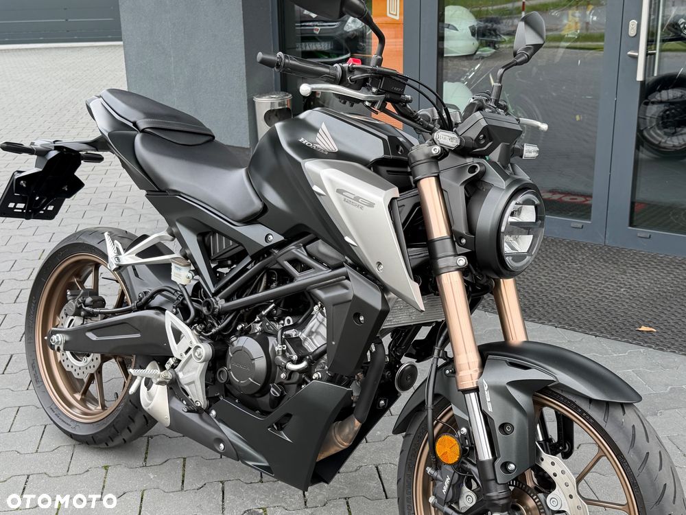 Honda CB - 21