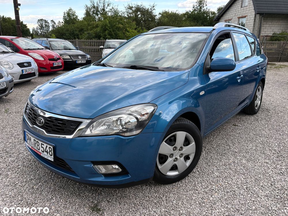 Kia Ceed - 1