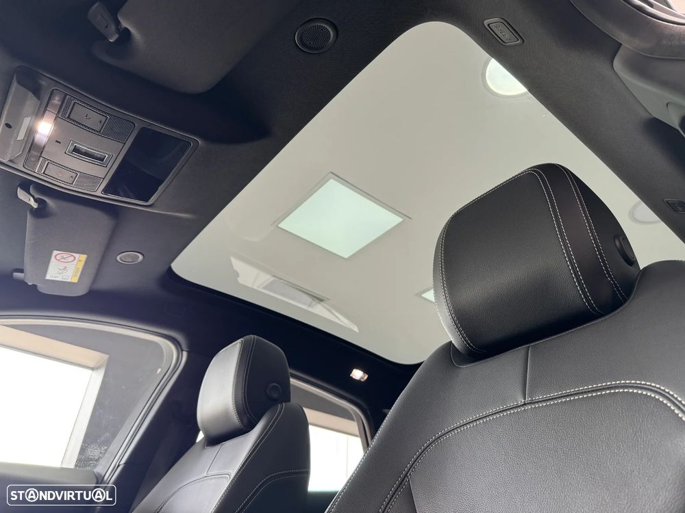 Jaguar E-Pace 1.5 P300e R-Dynamic HSE AWD Aut. — fotografia 11