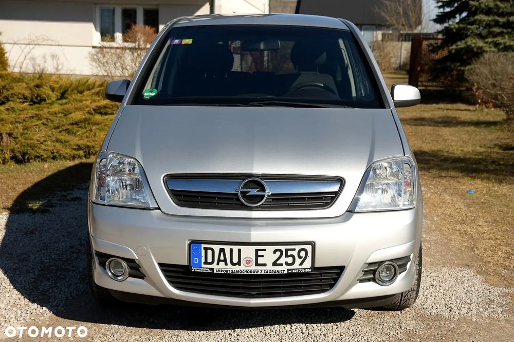 Opel Meriva - 12