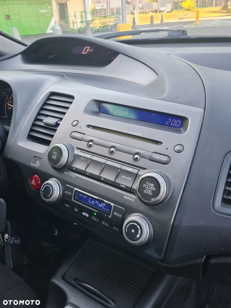 Honda Civic 1.8 Executive - 4