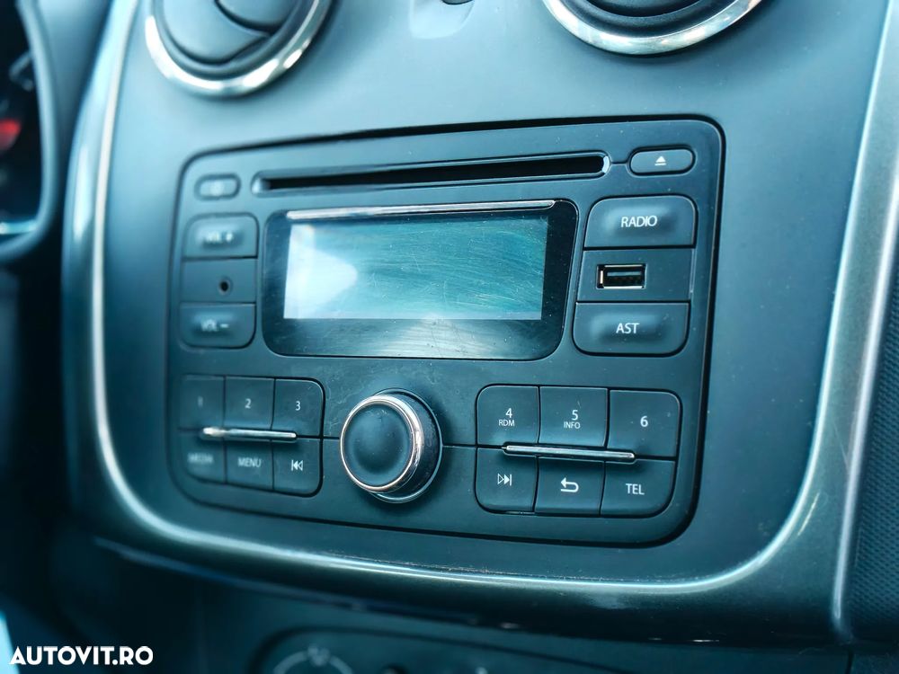 Dacia Logan TCe 90 Laureate - 22