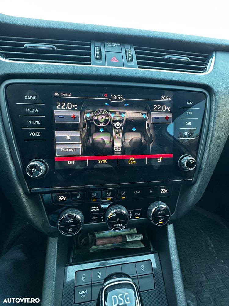 Skoda Octavia 2.0 TDI DSG RS - 6