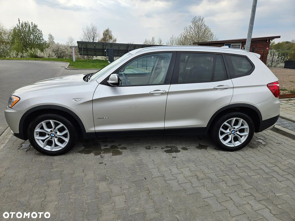 BMW X3 xDrive35i Sport-Aut - 3