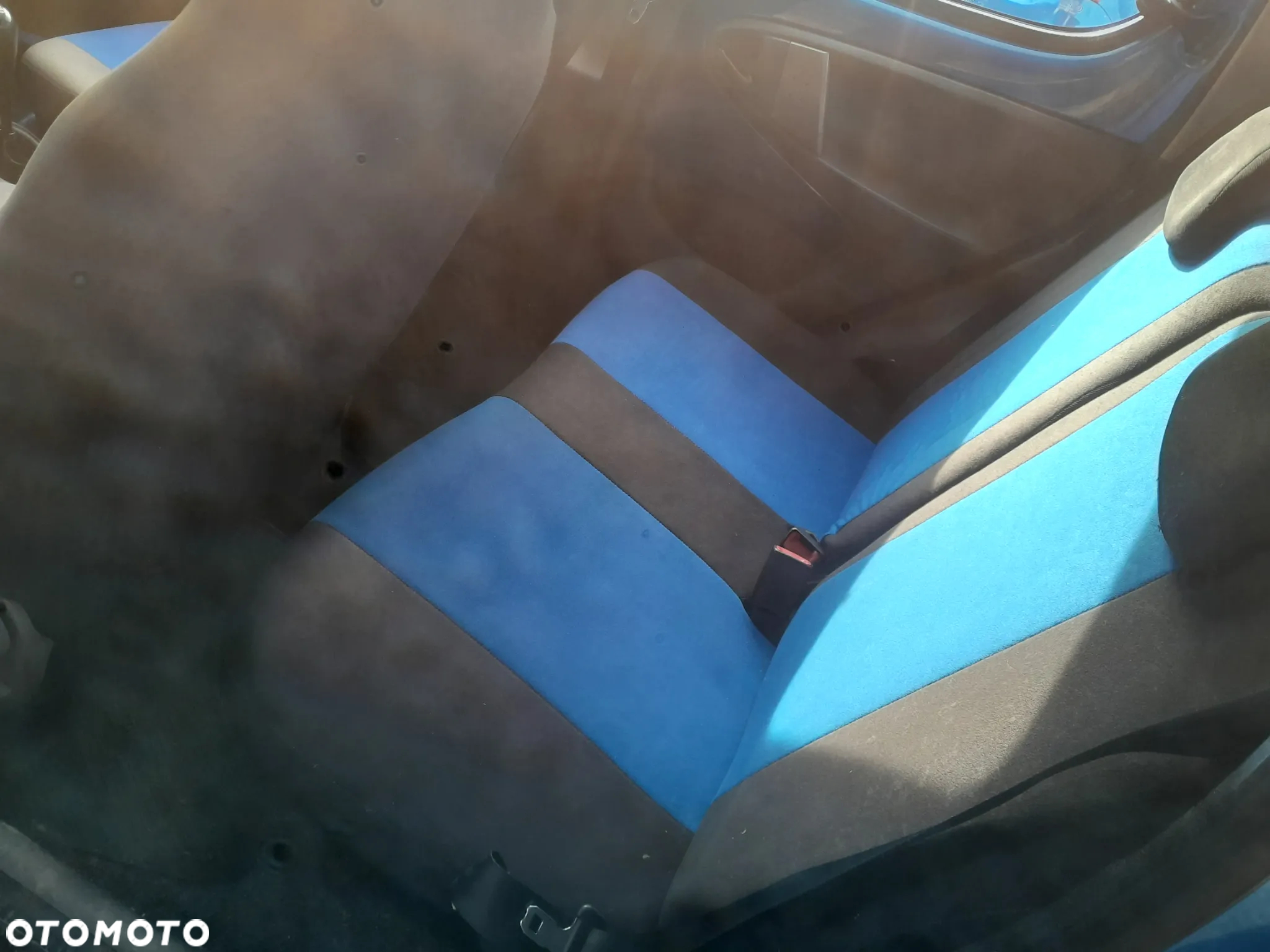 Peugeot 107 1.4 HDI Trendy - 5
