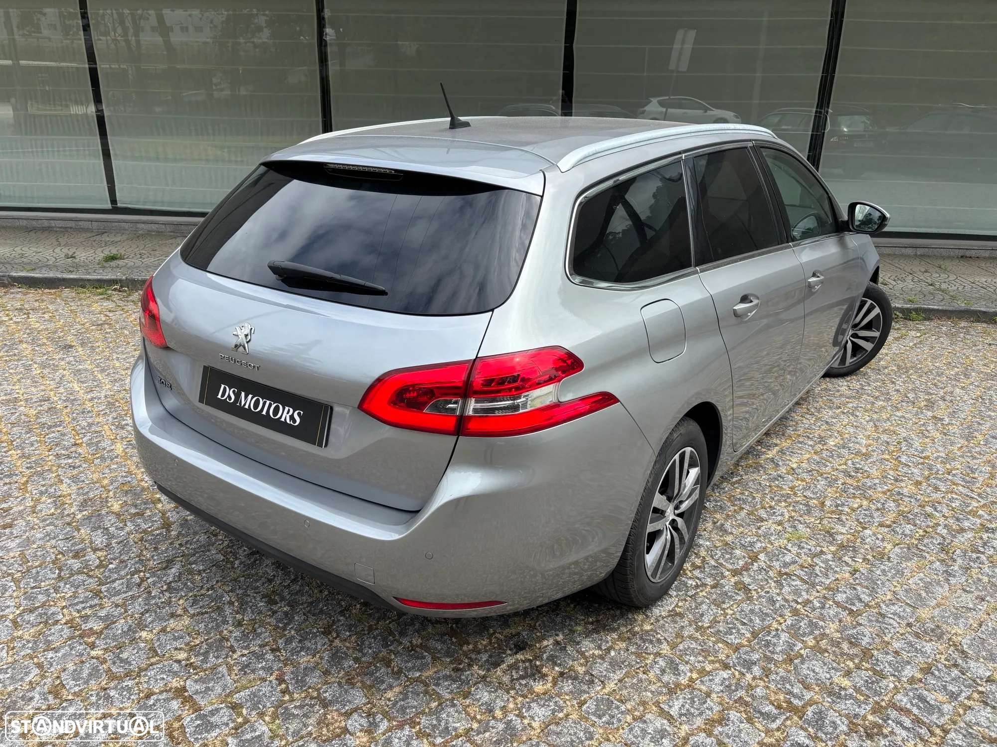 Peugeot 308 SW 1.5 BlueHDi Allure Pack - 4