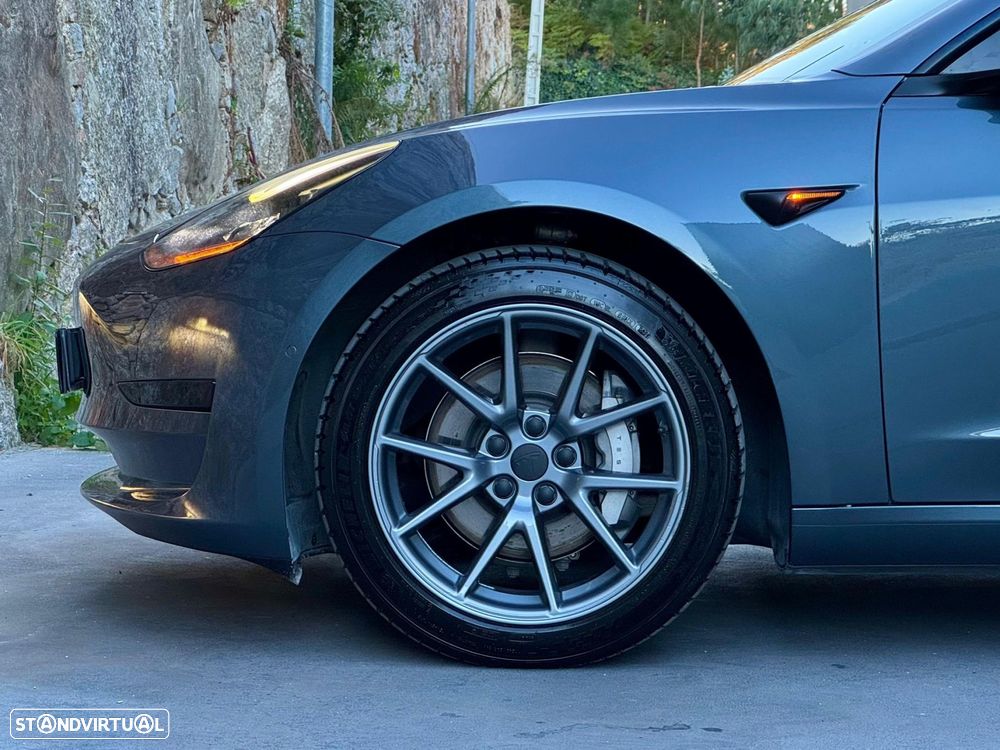 Tesla Model 3 Tração Traseira - 25