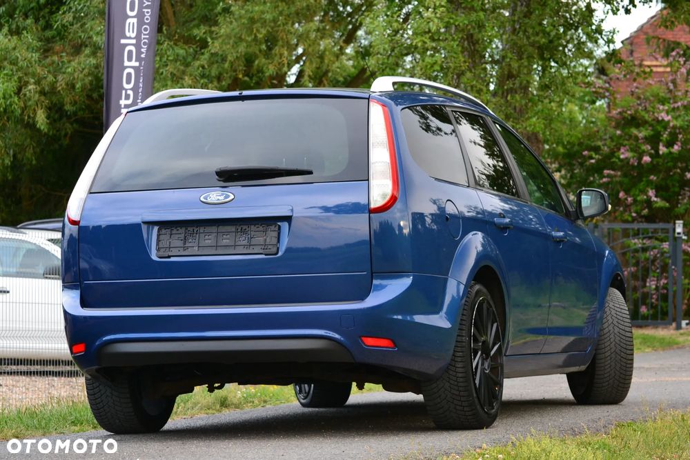 Ford Focus 1.6 16V Titanium - 9