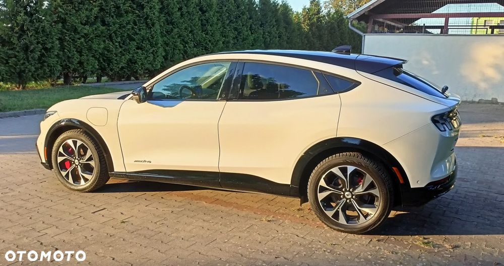 Ford Mustang Mach-E AWD PREMIUM - 15