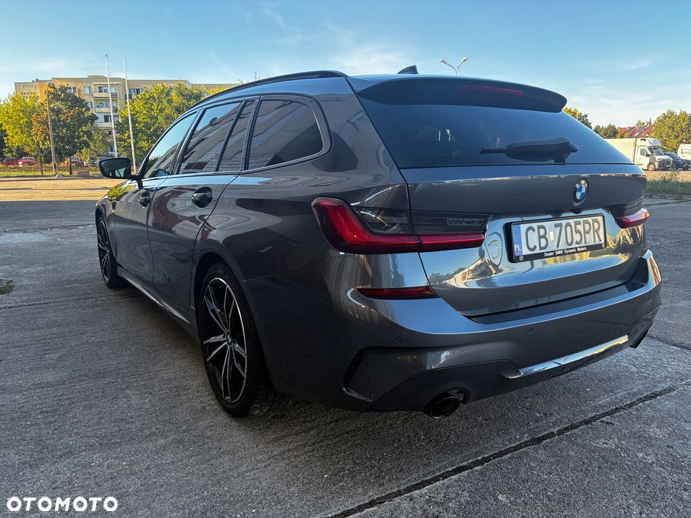 BMW Seria 3 320d xDrive M Sport Shadow sport - 8