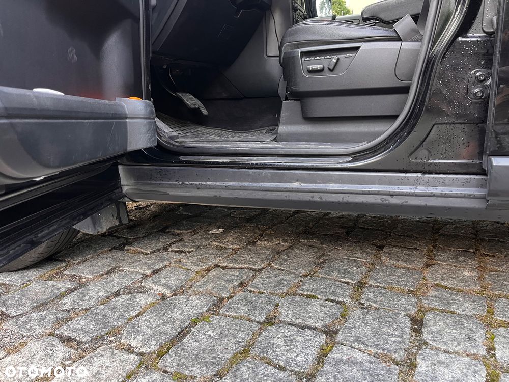 Land Rover Discovery TD V6 HSE - 12