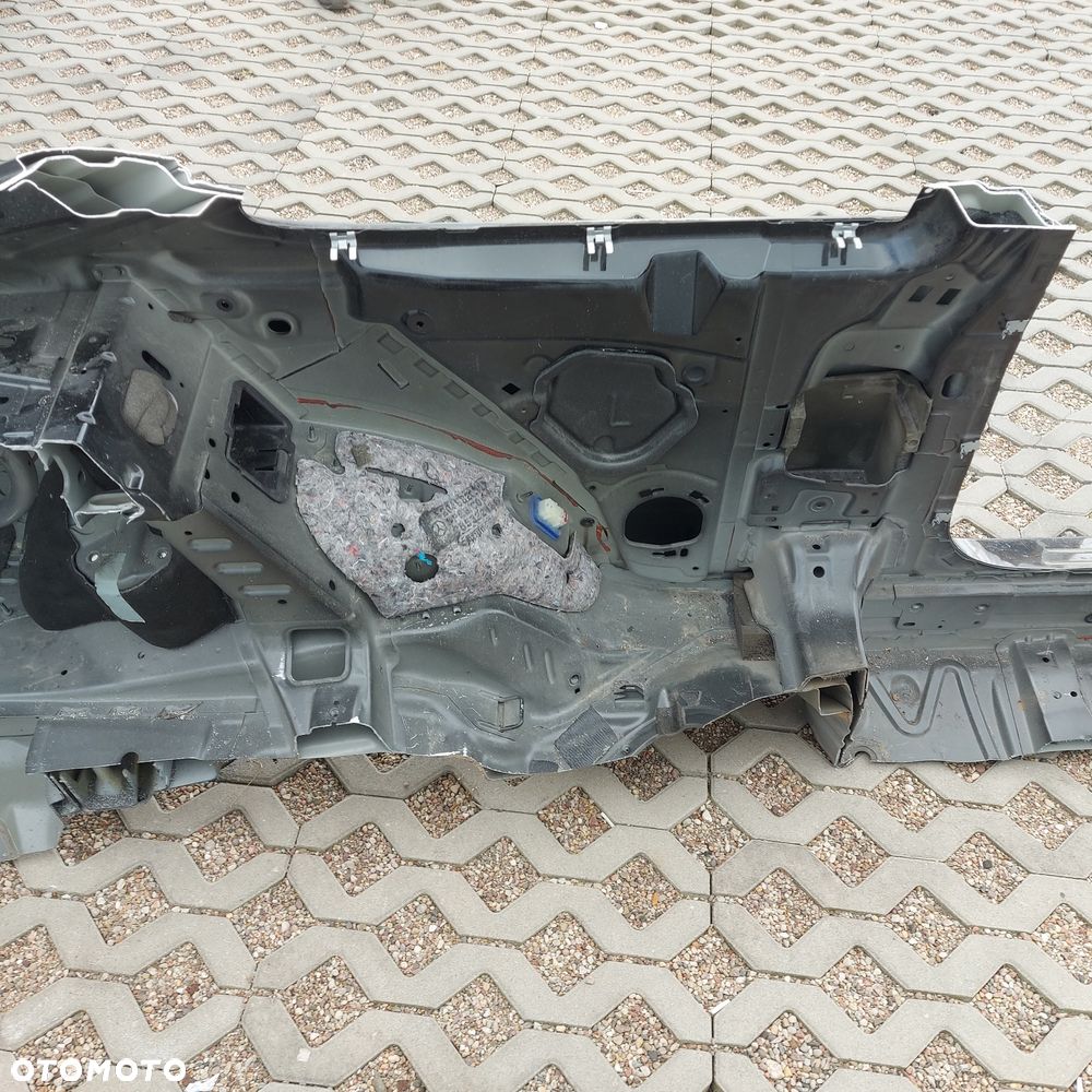 BLOTNIK TYL TYLNY LEWY CWIARTKA PROG MERCEDES C W204 COUPE ORYGINAL DEMONTAZ - 5
