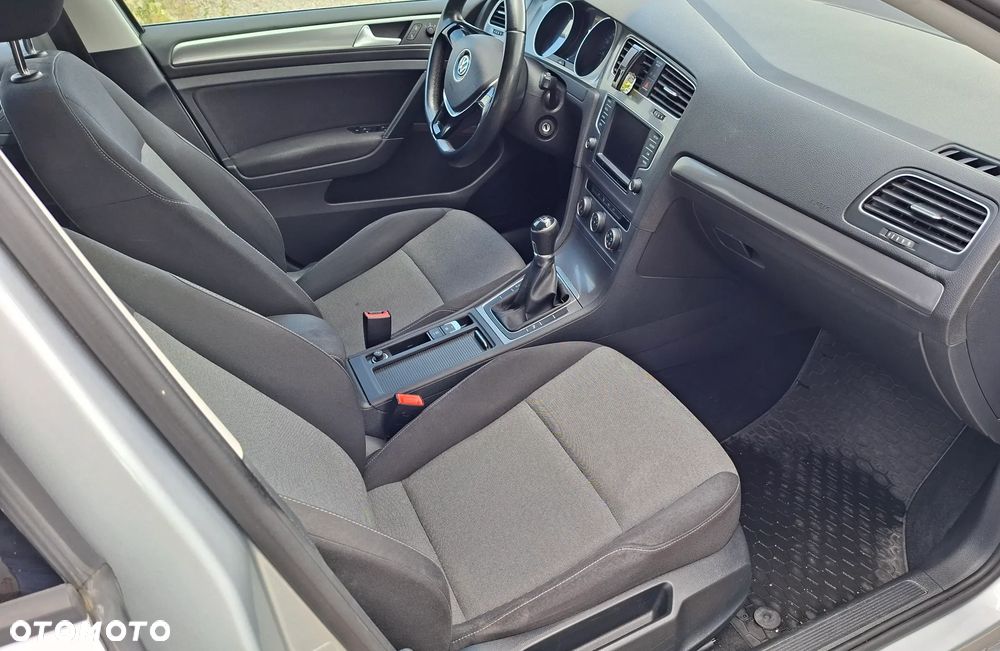Volkswagen Golf 1.6 TDI BlueMotion Trendline - 10
