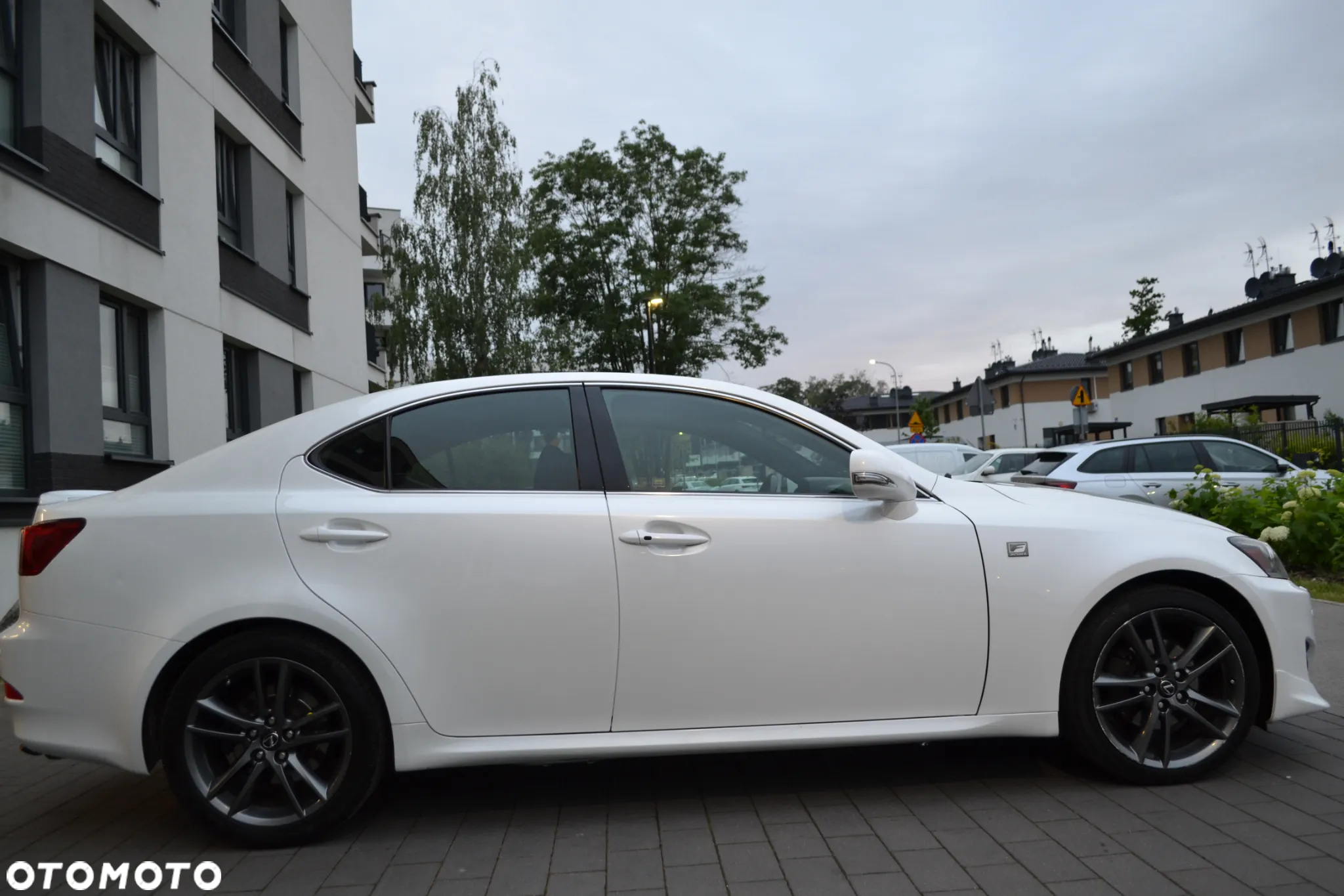 Lexus IS 220 D F Sport - 9