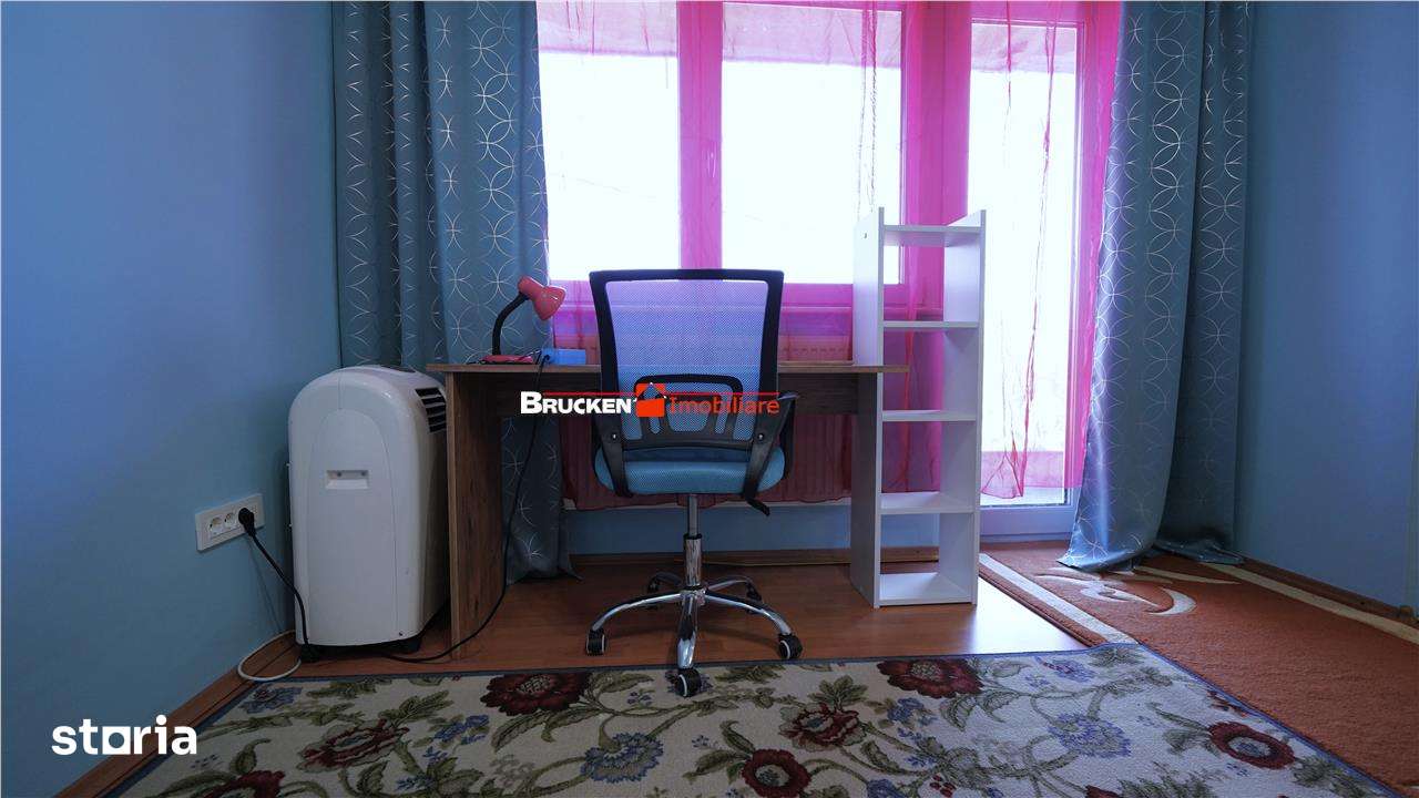 Apartament cu terasa, curte si parcare, intr-o zona linistita de case — fotografia 3