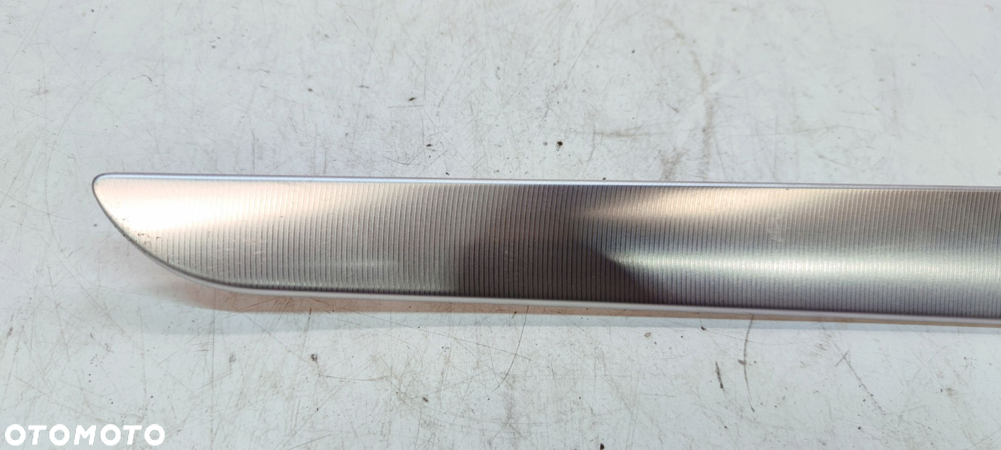 DEKOR DRZWI LEWY TYŁ AUDI A6 C6 ALLROAD 4F0867419 - 2