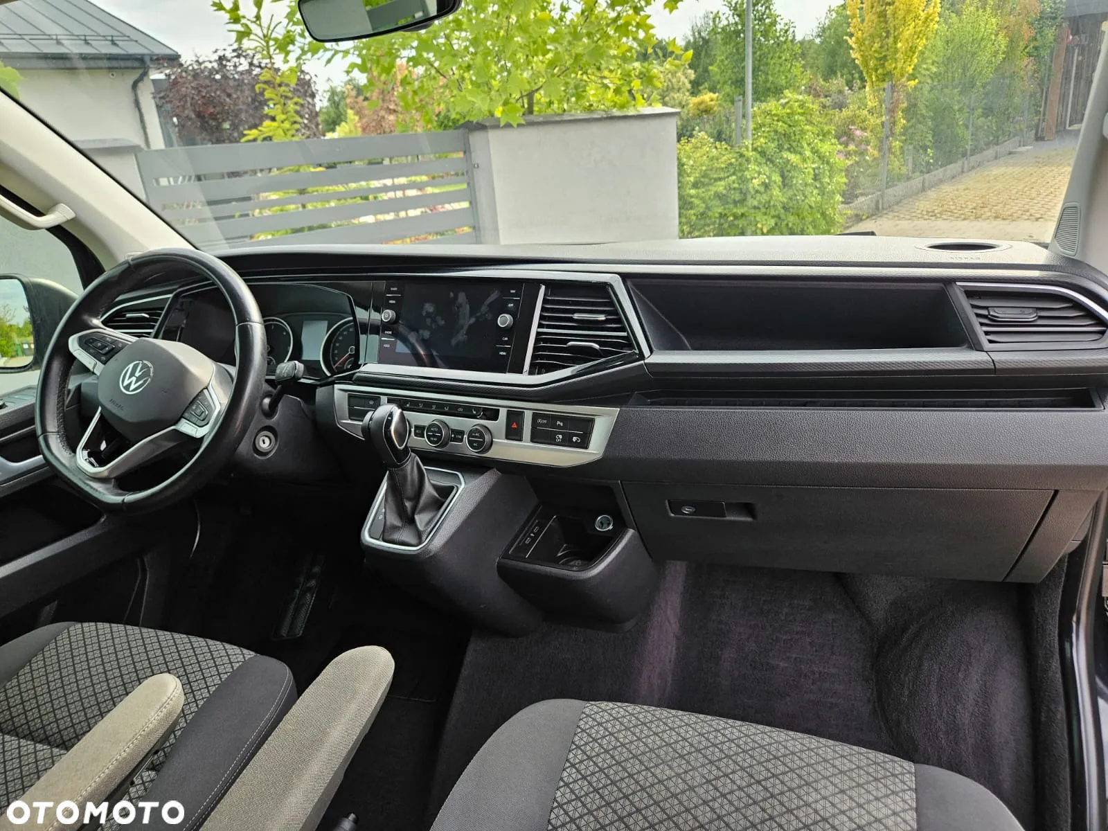 Volkswagen Multivan 2.0 TDI L1 Trendline DSG - 28