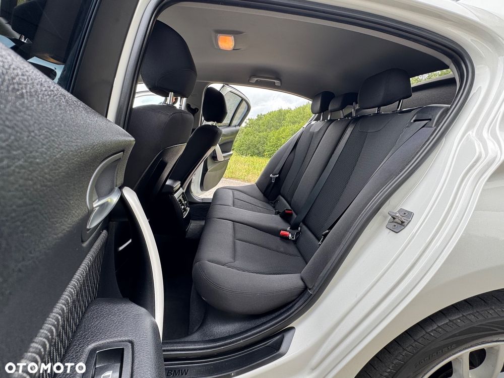 BMW Seria 1 120d BluePerformance Sport Line - 31