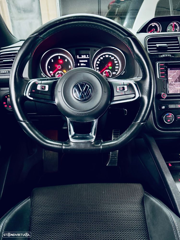 VW Scirocco 2.0 TDI (Blue Motion Technologie) DSG - 10