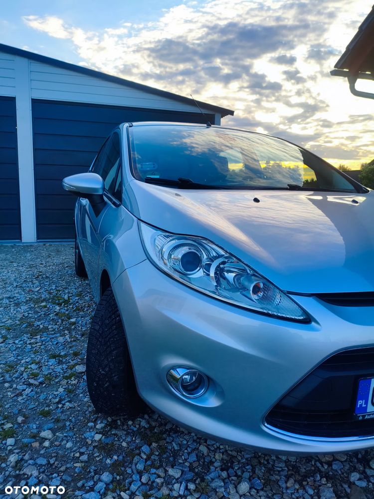 Ford Fiesta 1.25 Titanium EU5 - 10