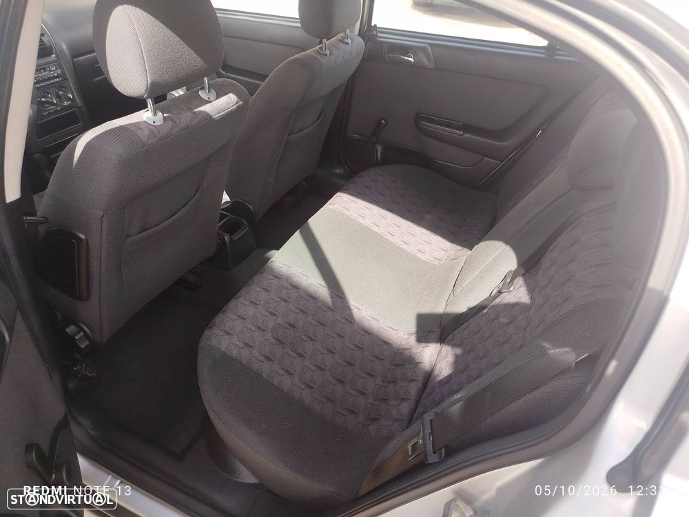Opel Astra - 10
