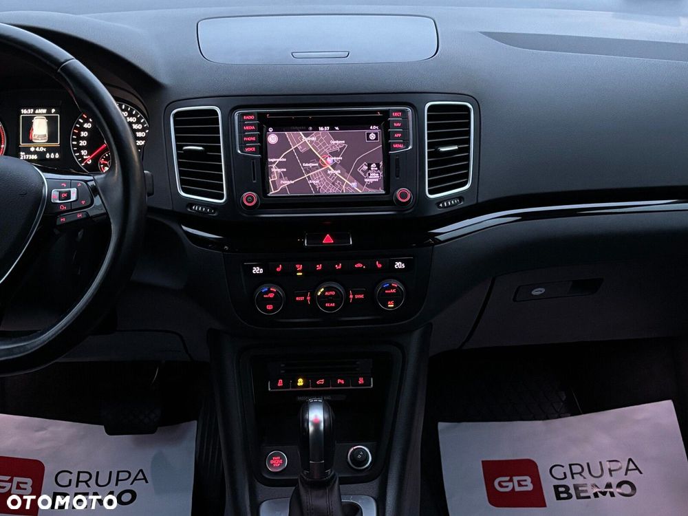 Volkswagen Sharan 1.4 TSI BMT Highline DSG - 17