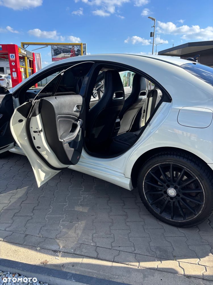 Mercedes-Benz CLA - 11