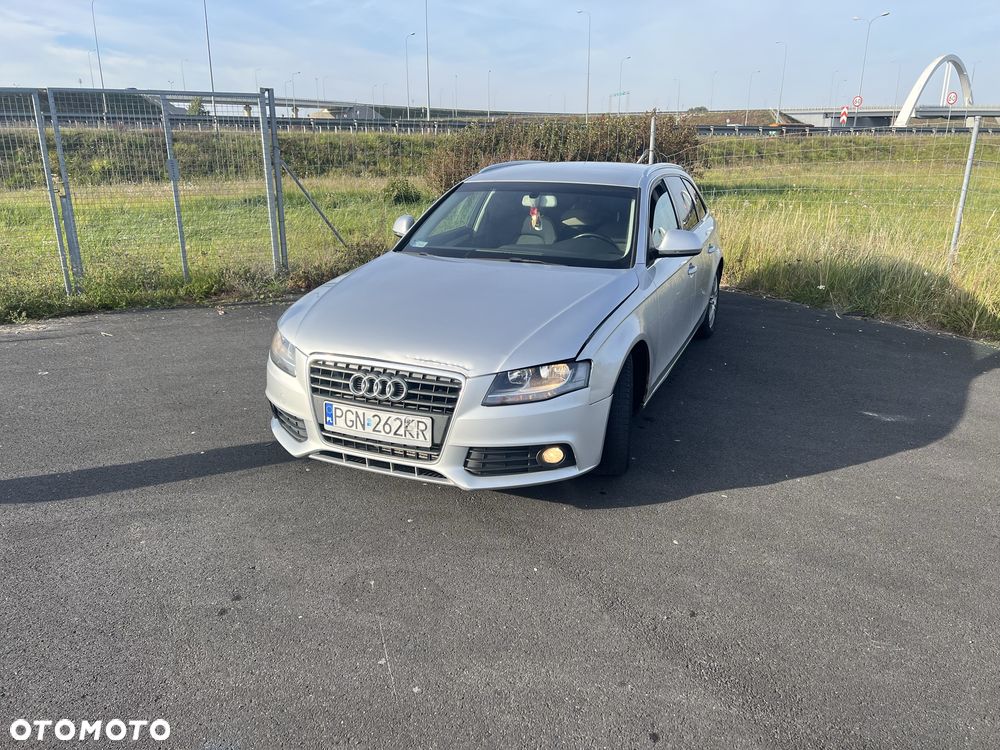 Audi A4 Avant - 1