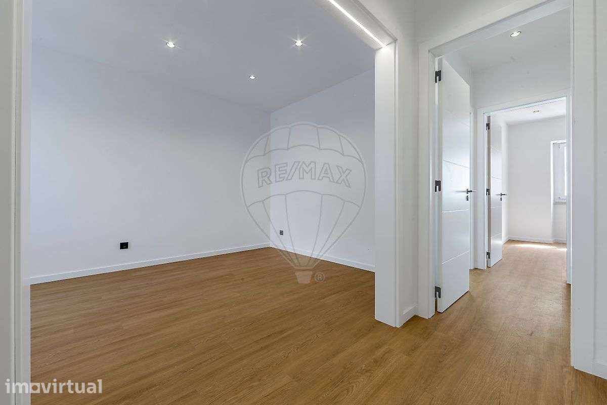 Apartamento T2 para arrendamento - Grande imagem: 2/23