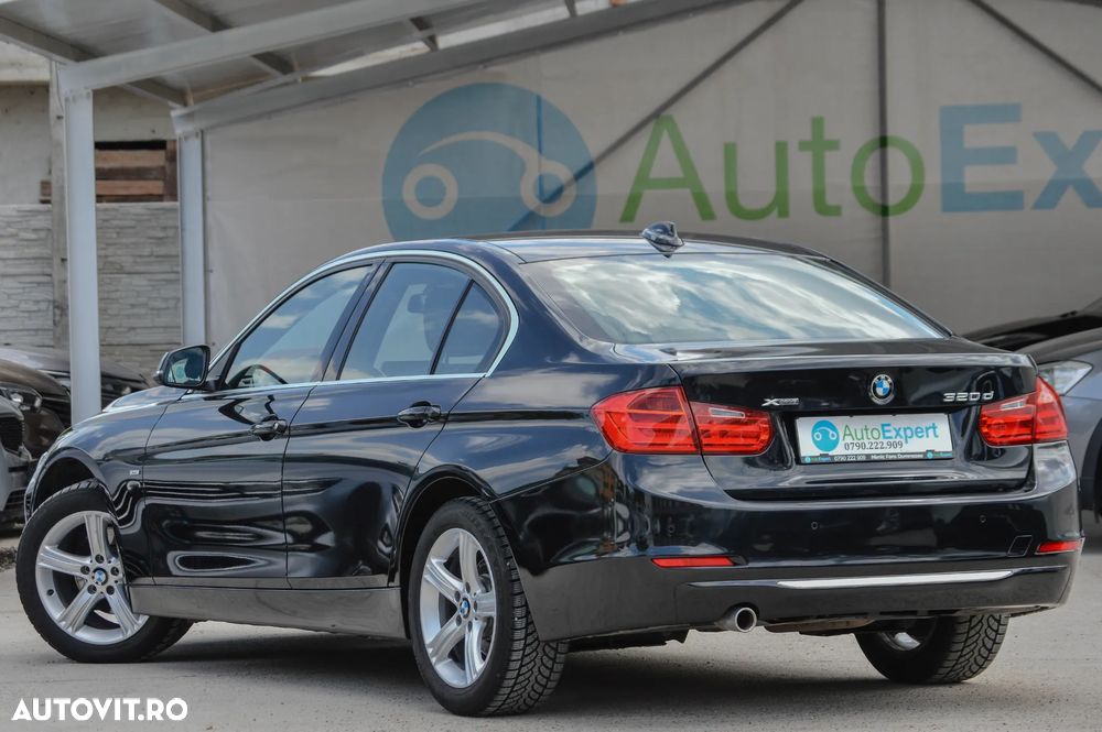 BMW Seria 3 320d xDrive DPF Aut. Edition Sport - 17