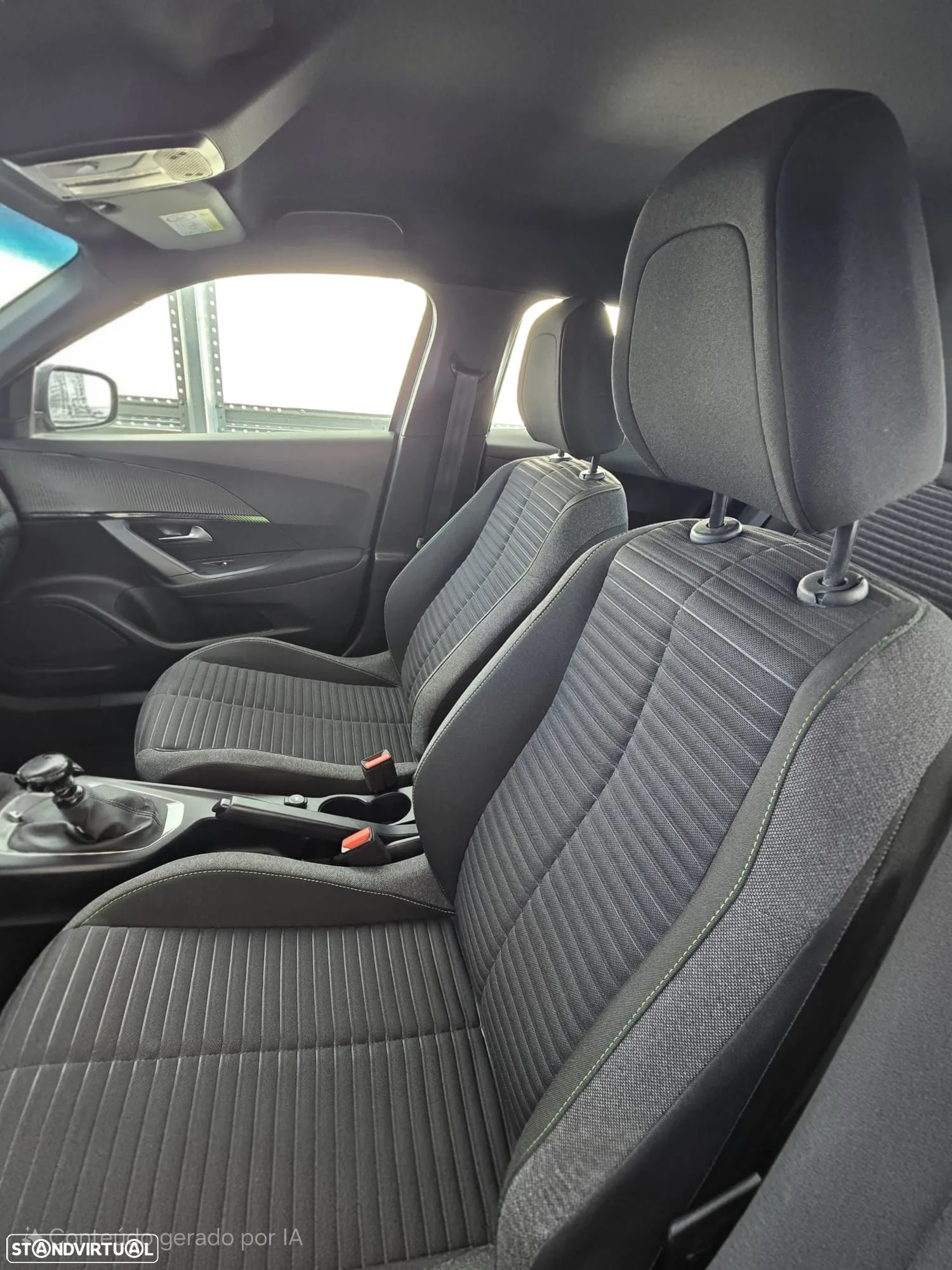Peugeot 2008 1.2 PureTech Active - 10