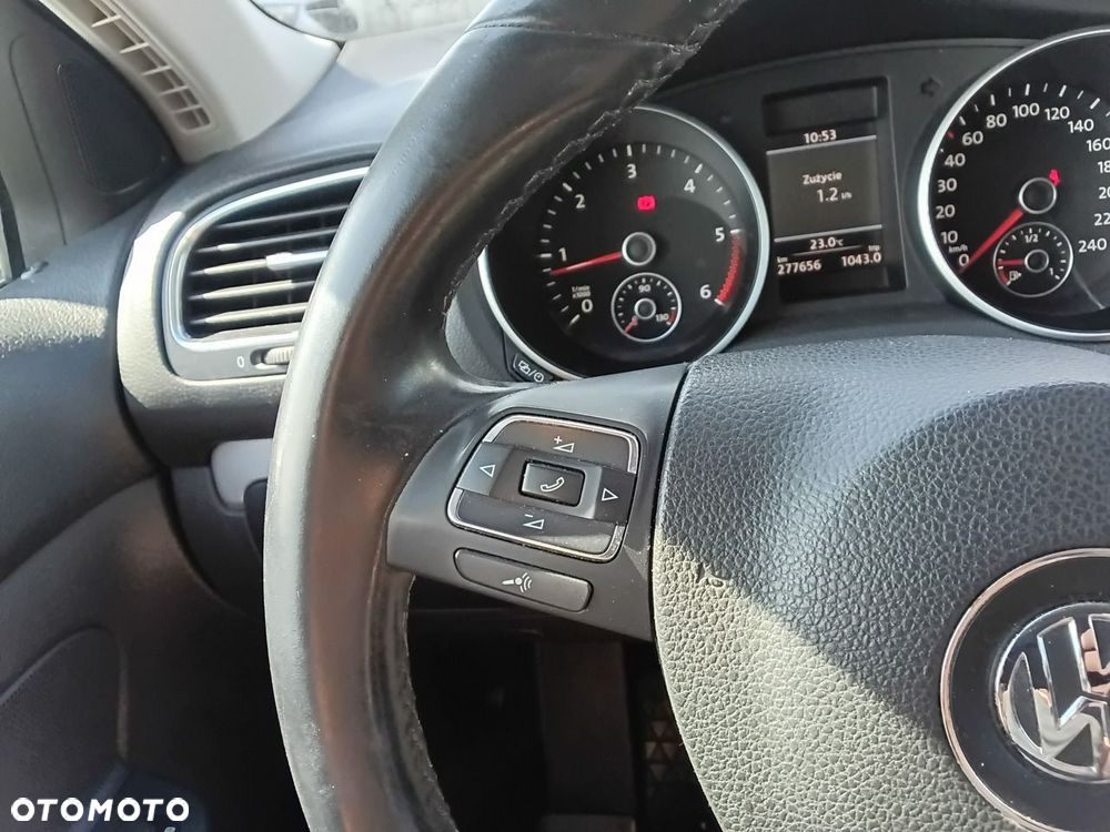 Volkswagen Golf - 28