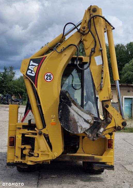 Caterpillar 432D - 4