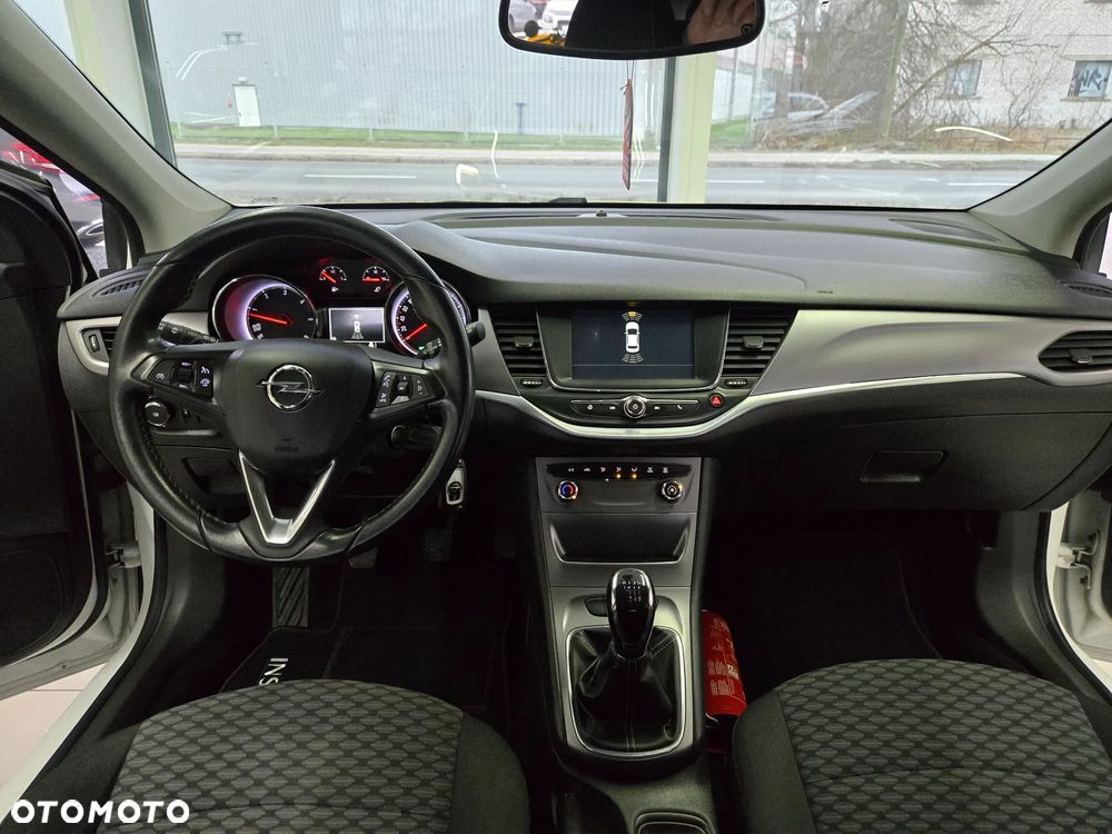 Opel Astra 1.6 CDTI Sport - 13