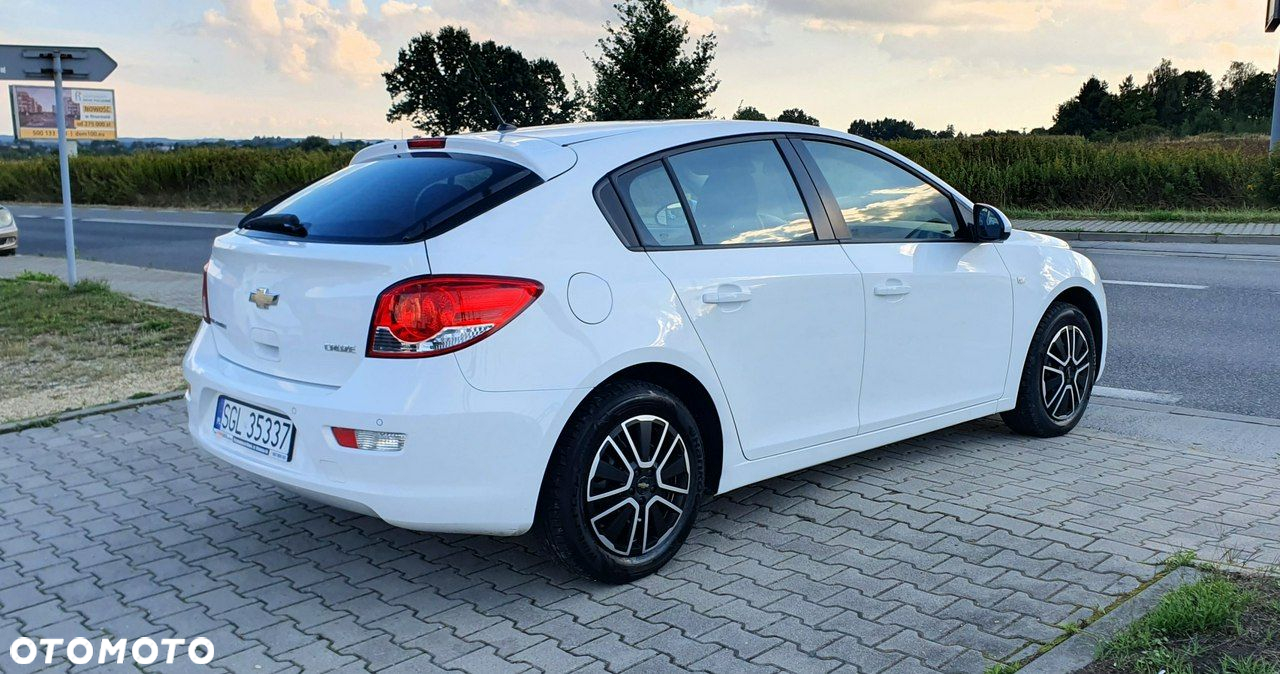 Chevrolet Cruze - 4