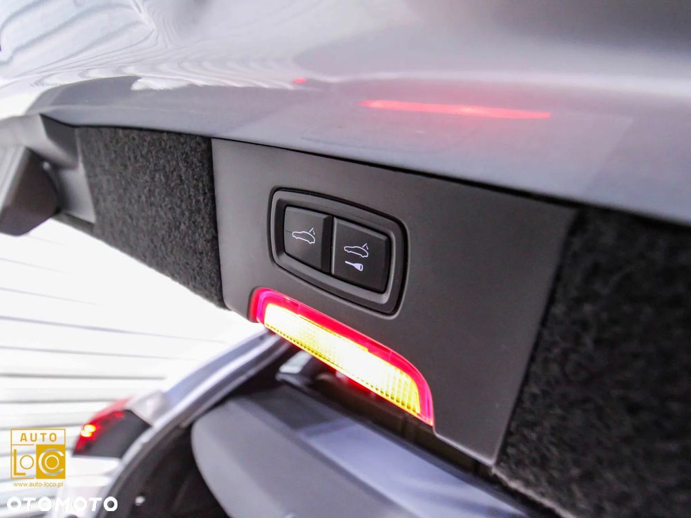 Porsche Cayenne S Diesel Platinum Edition - 15