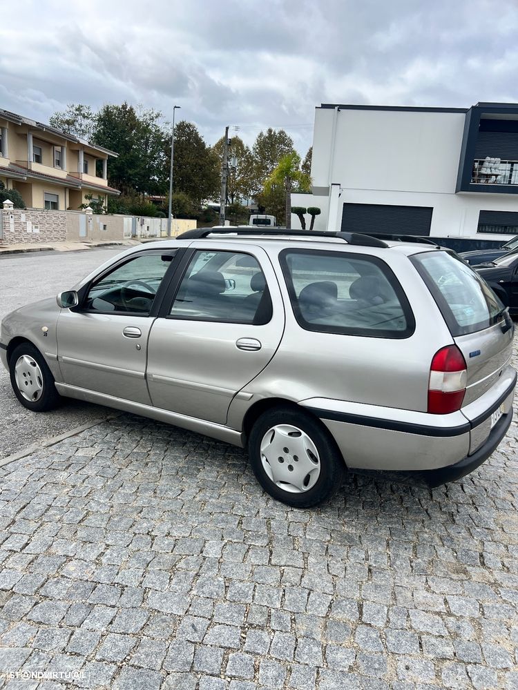 Fiat Palio Weekend - 4