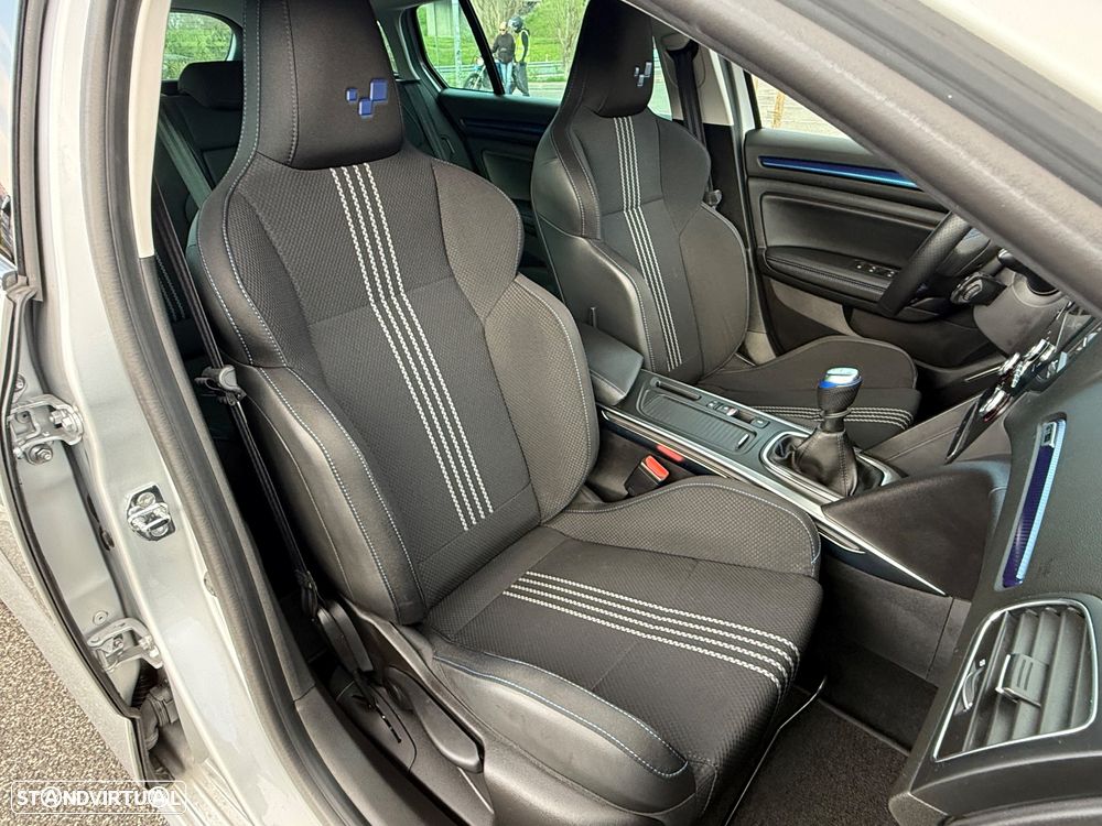 Renault Mégane Sport Tourer 1.3 TCe GT Line - 31