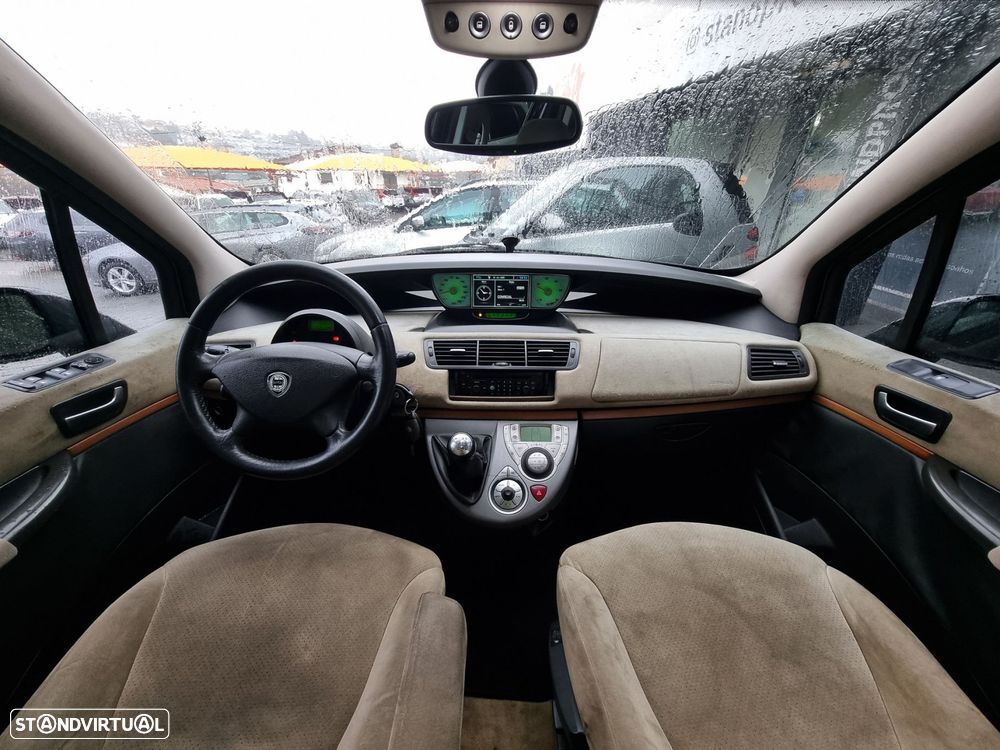 Lancia Phedra 2.2 JTD - 18
