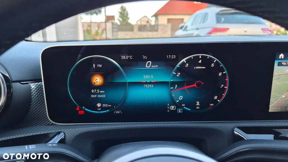 Mercedes-Benz Klasa A 200 7G-DCT Progressive Advanced - 24